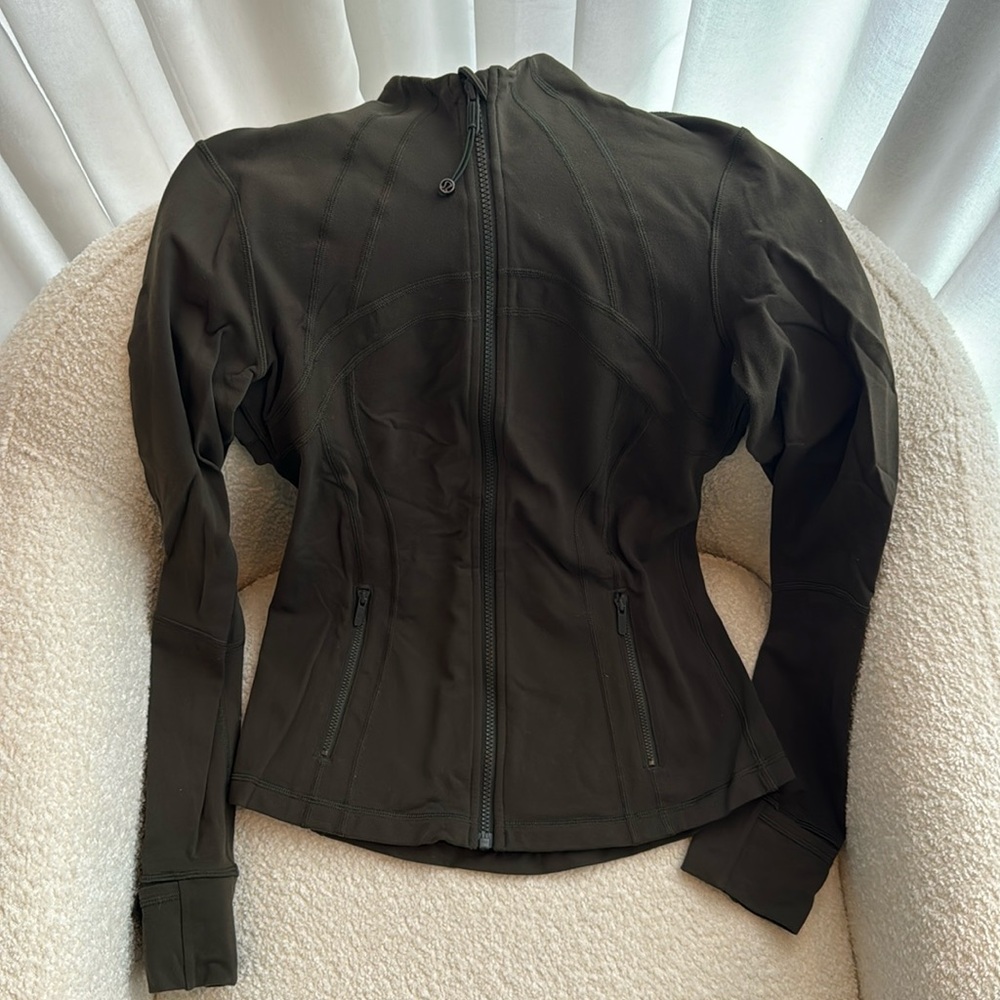 Lululemon Casual Define Jacket Size 8 Olive Green Almost New!